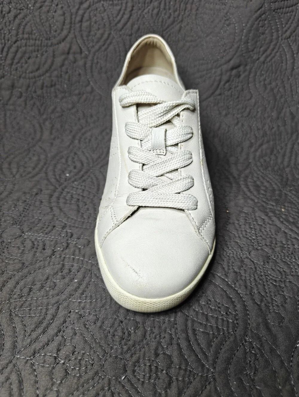 Dansko Orli Women's Ivory Perforated Lace Up Oxford Leather Sneakers Size 7.5-8
